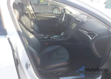 2014 Ford Fusion Titanium z USA, uszkodzony, nr VIN 3FA6P0D90ER313027